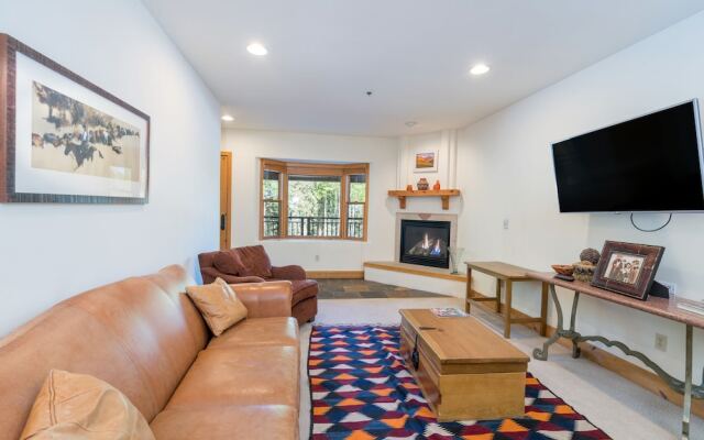 Bear Creek Lodge