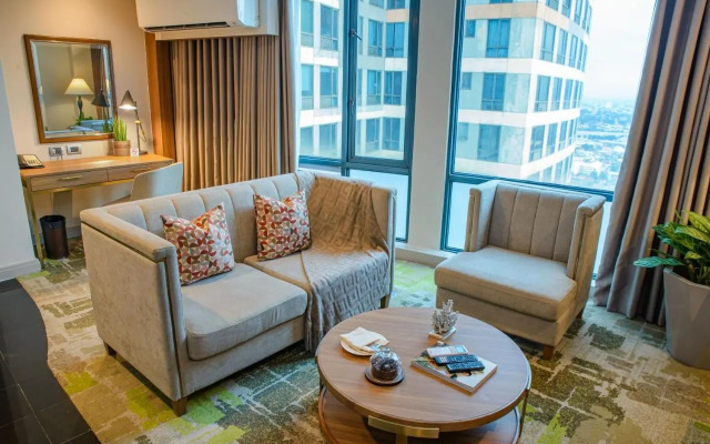 Business & Leisure Stay in Eastwood City