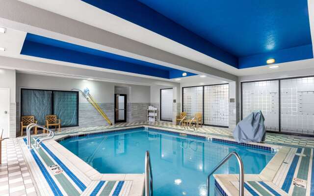 Comfort Inn & Suites Kenosha-Pleasant Prairie