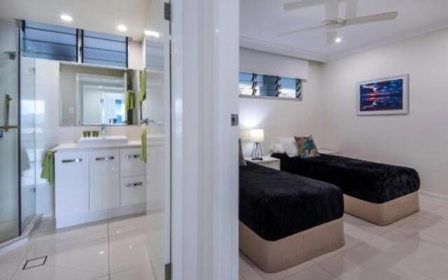 Fully Renovated Frangipani Beach Front Apartments