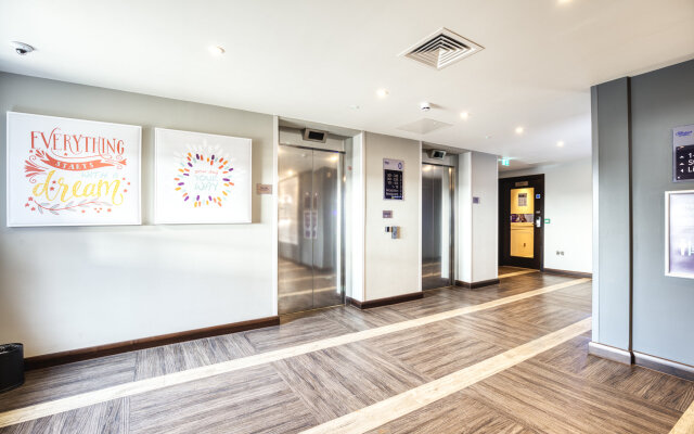 Premier Inn Oxford Kidlington Airport
