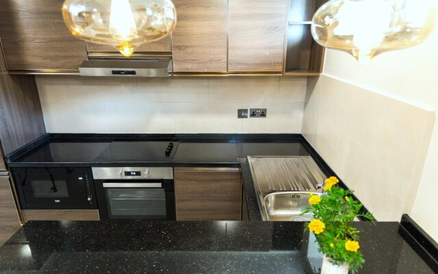 Speke Apartments Kitante