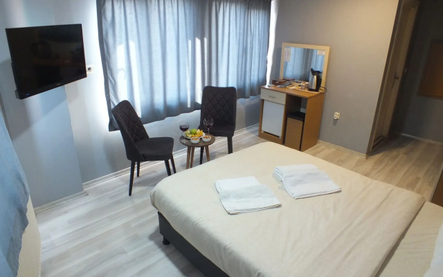 Naila Hotel