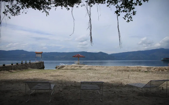 Hotel Pandu Lakeside Tuktuk