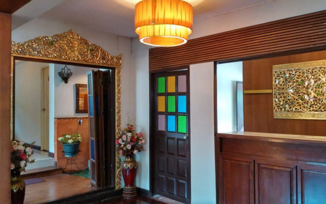 Rachamankha Flora House