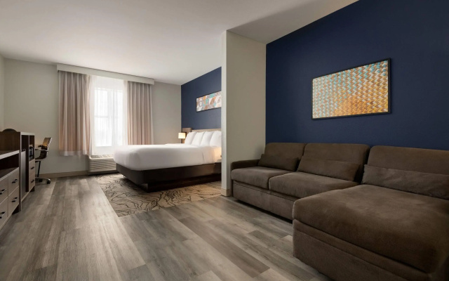 La Quinta Inn & Suites by Wyndham Montgomery