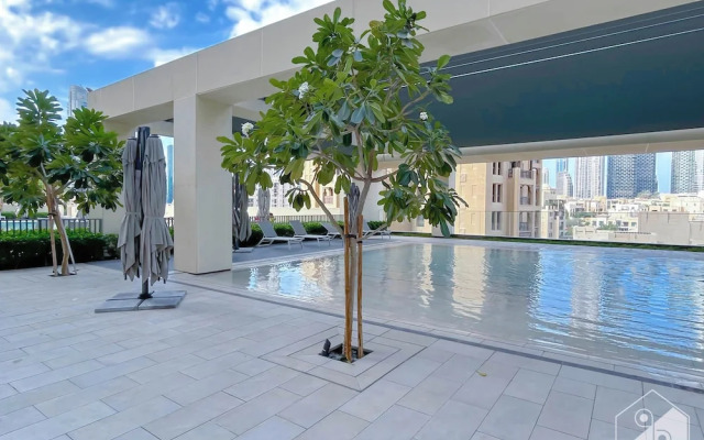 Spacious 3.5 Bedroom Apartment in Burj Royale