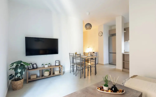 Theai 1-Bedroom Apartment in Athens
