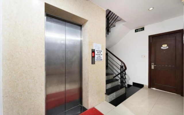 Collection O Cozy 5 Hotel - Near SECC