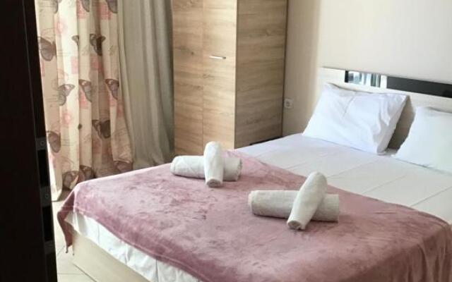 Ammos Apartments