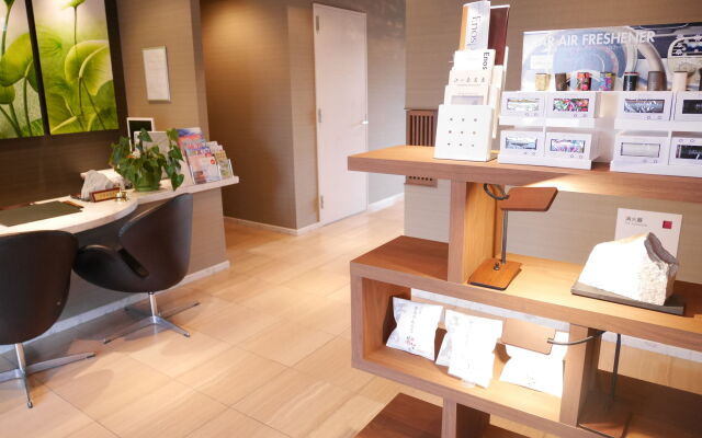 Breath Hotel
