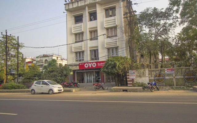 Sudhriti Hotel By OYO Rooms