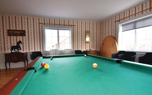 Stunning Home in Tidaholm With 5 Bedrooms, Sauna and Wifi