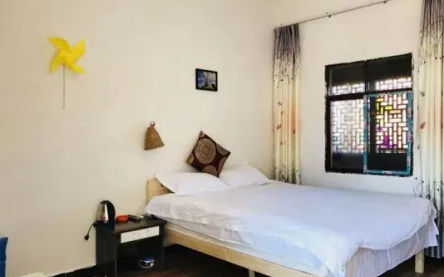 Pu Zhe Hei Little Windmill Hostel