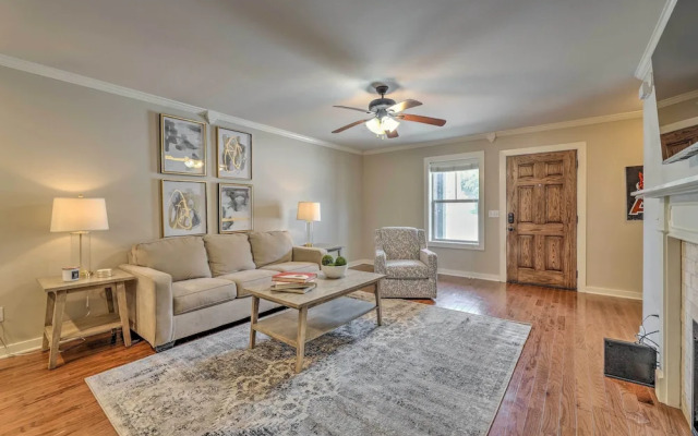Charming Springdale Townhome ~ 5 Mi to Dtwn!