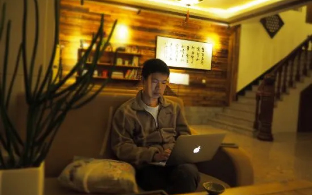 YIhe Lianhua Yanying Hotel – People – Wenzhou