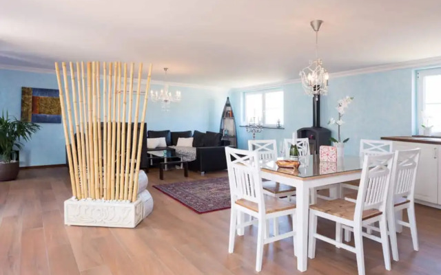 Lovely Apartment in Arona