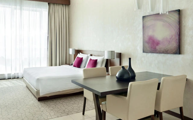 Hyatt Place Dubai Al Rigga Residences