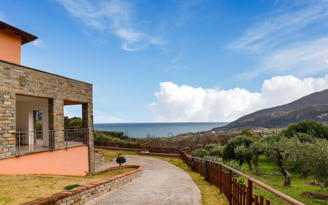 Hill View Apartment in Bosco With Terrace