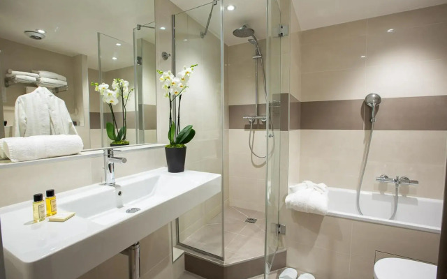 Hôtel Montbriand Antony