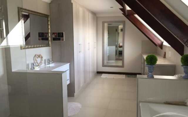 Clairwood Villa