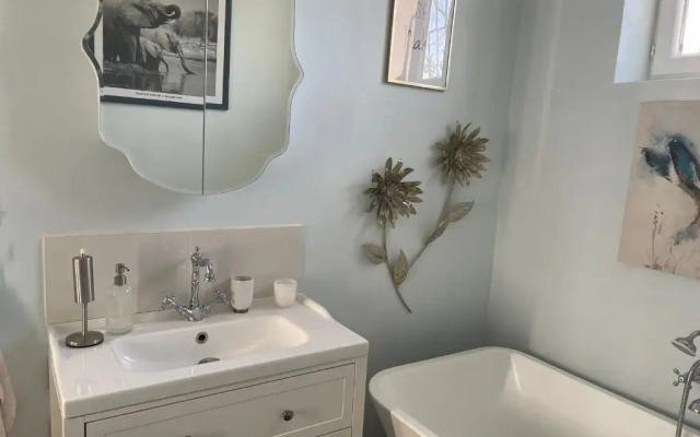 Newly renovated house with pool