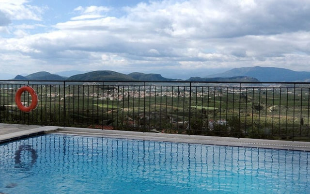 Karayiannis Villas