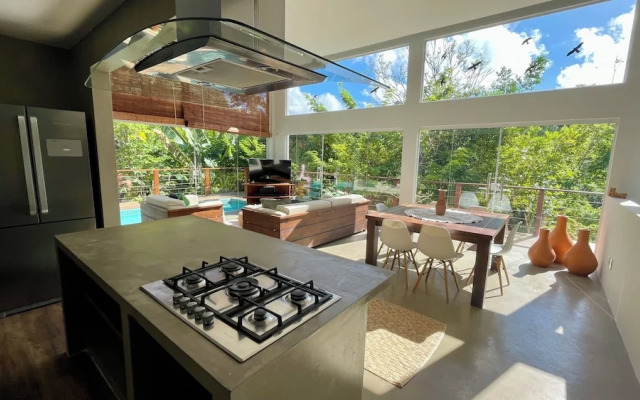 Casa c/ Piscina Privativa, 3 Suítes Sala integrada