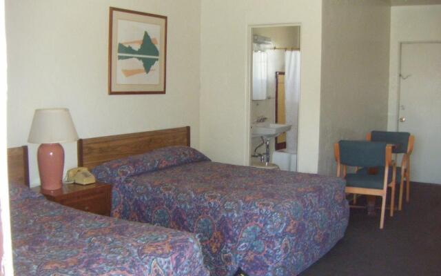 Copper Cactus Inn