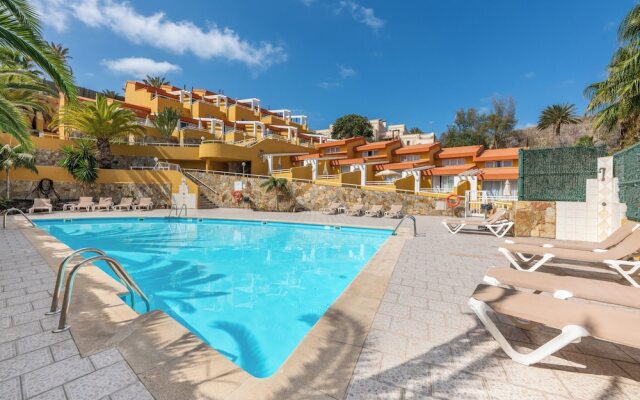Apartamentos Punta Marina by LIVVO
