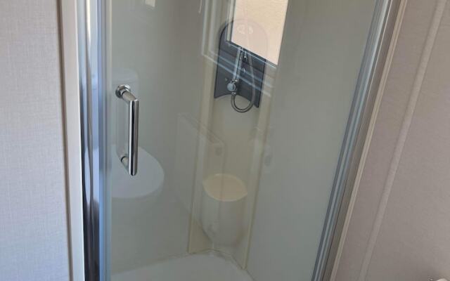Inviting Luxury 2-bedroom Caravan in Hunstanton