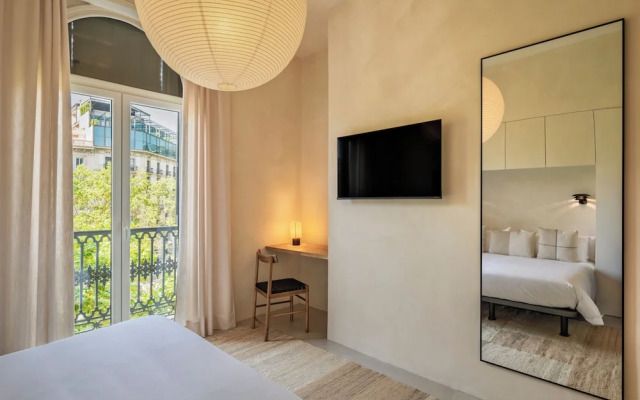 The Boulevard by Aspasios