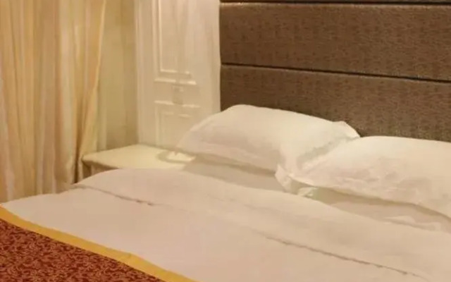 Zhengzhou Jindefu Hotel