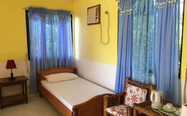 FloWer Beach Resort