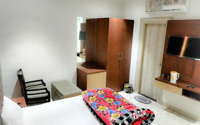 Rbs Hotel & Restaurant