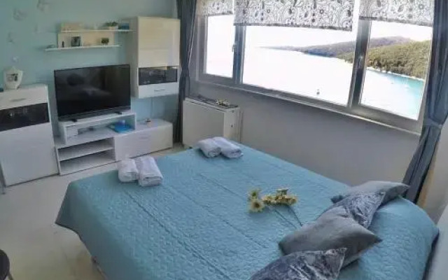 Studio apartment More