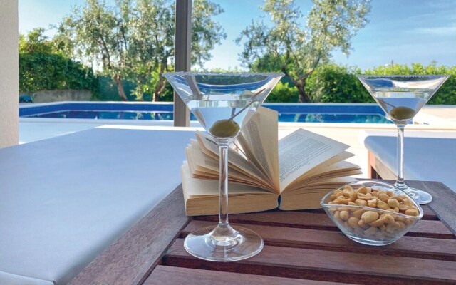Nice Home in Trogir With Wifi and 4 Bedrooms