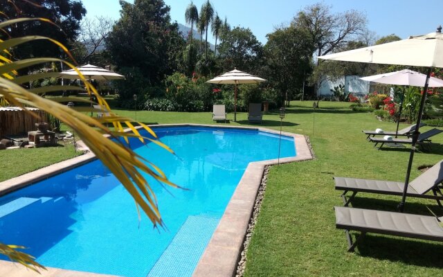 Casa Flor De Mayo - Spa & Boutique