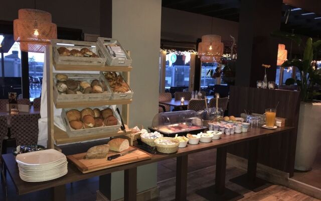 Hotel Allure Lounge & Dinner