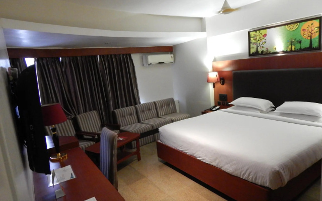Hotel Femina – Guest Rooms – Tiruchirappalli