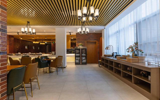 James Joyce Coffetel (Zhangjiakou Station City Government Branch)