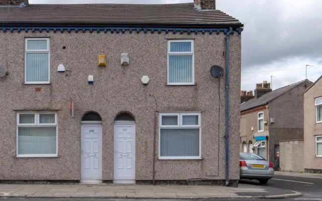 Lux Apartments 4 Bedroom House Molyneux