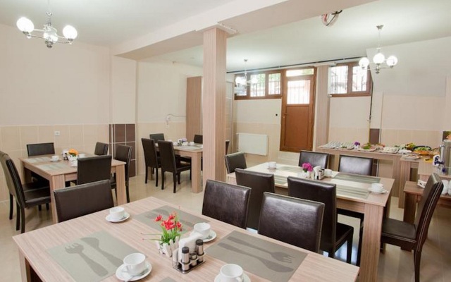 Birlik Aparthotel