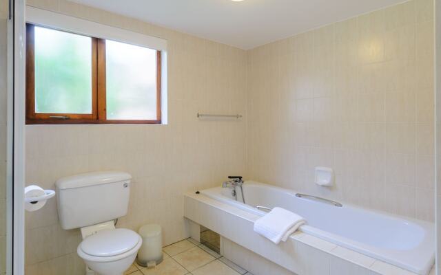 San Lameer Villa Rentals 10307