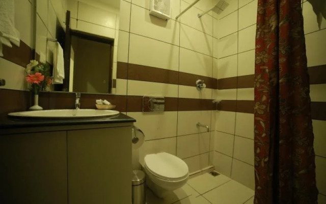 Girassol Serviced Villa