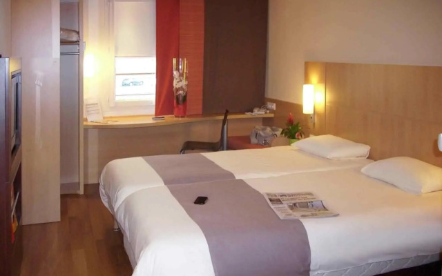 ibis Istres Trigance