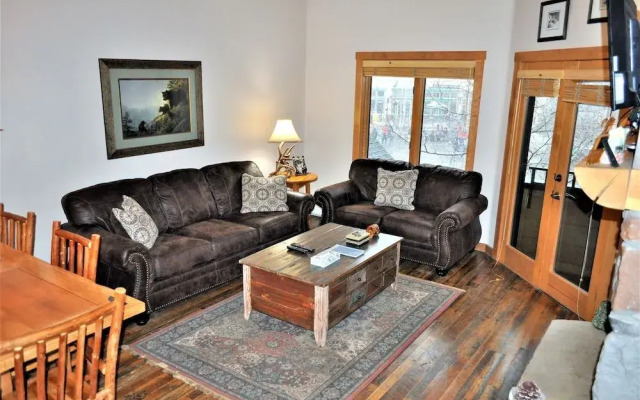 Arapahoe Lodge 1 Bed 2 Bath