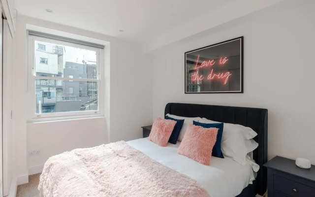 The Sexy Beast - Fitzrovia - by Frankie Says