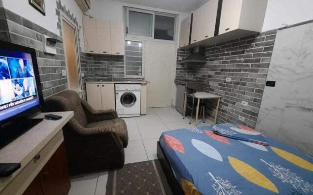 Nice studio near New Boulevard