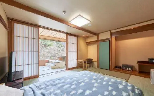 Nikko Garden Hotel
